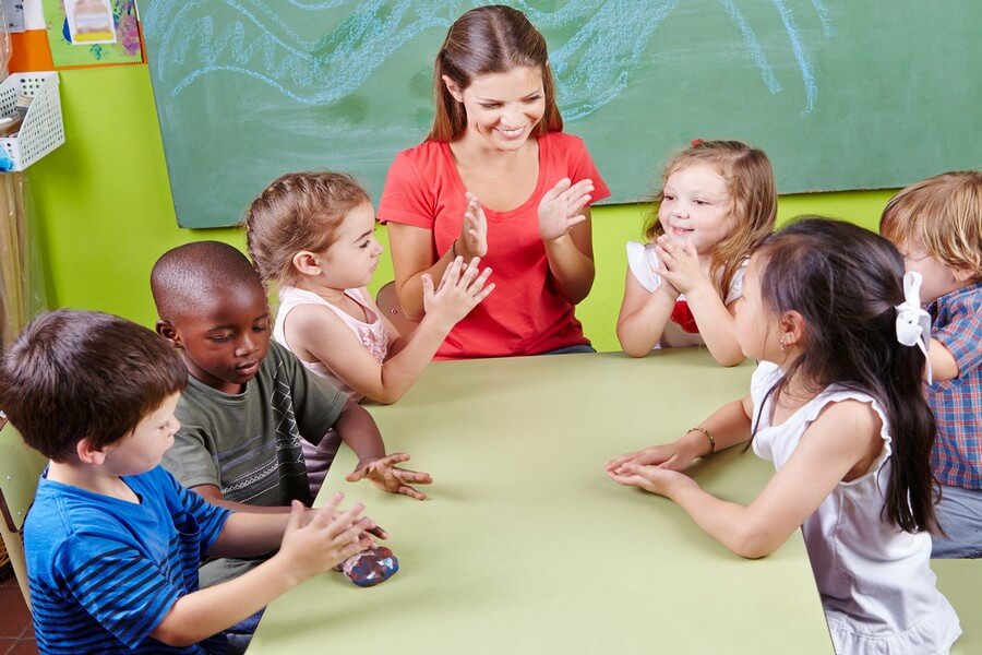 Auxiliar de Educación Infantil